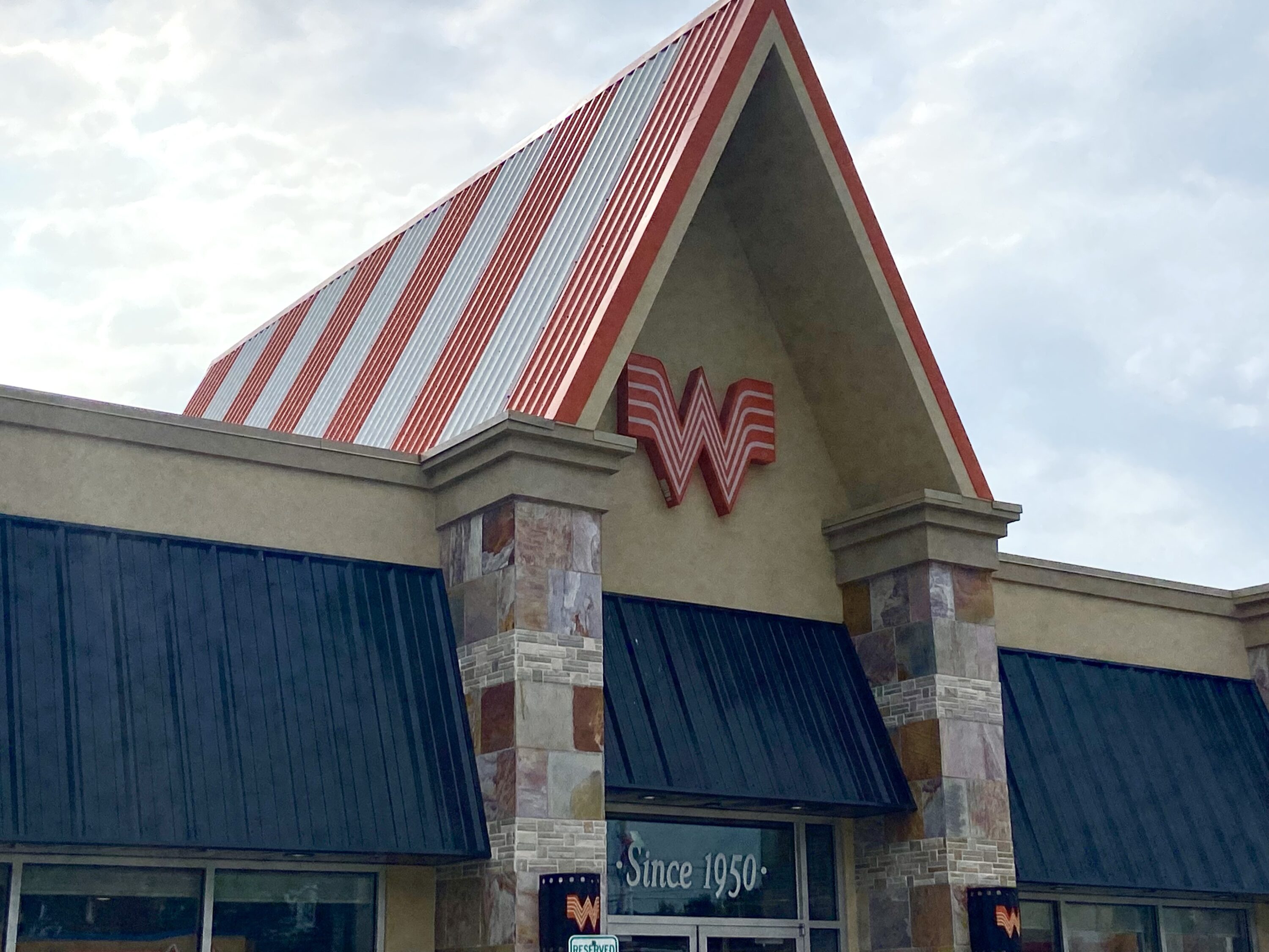 The Whataburger / ETBlitz.com Players of the Week Awards are back for the 2024-25 school year, for the entire ETB coverage area! Pictured: the exterior of the Whataburger in Kilgore, where (below) there is also a display honoring the 2004 state champion Kilgore High School Bulldogs. (Photos by MITCH LUCAS - ETBLITZ.COM)